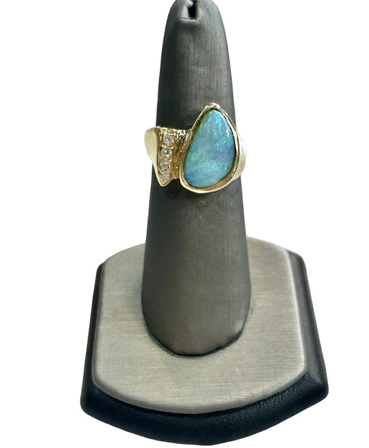 14kt Yg Boulder Opal Beze