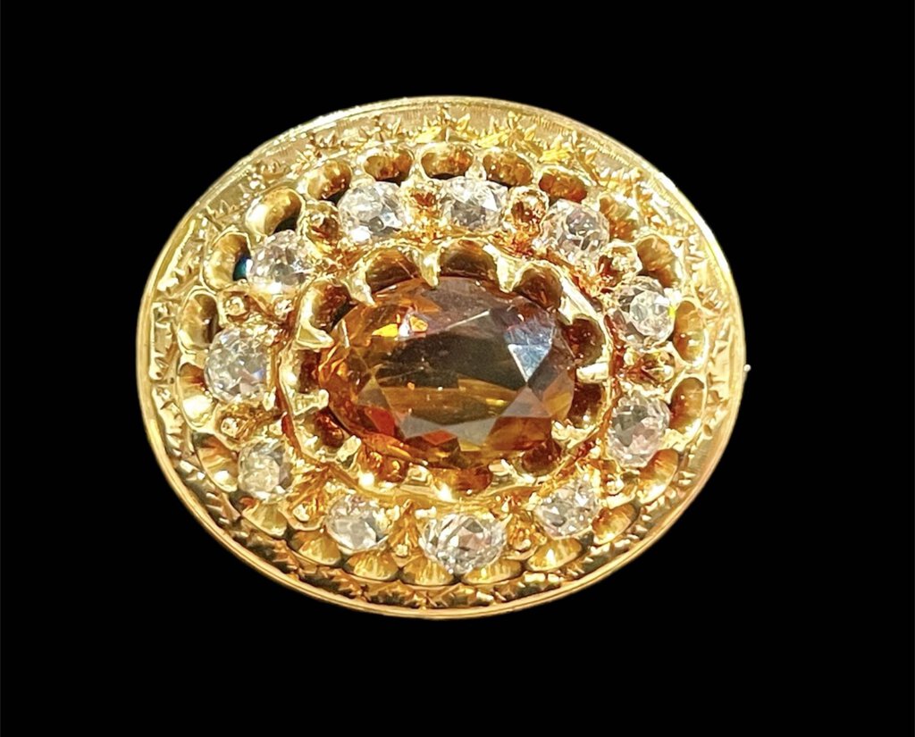 14KT YG ORAGNE TOPAZ W/1TW HALO PIN