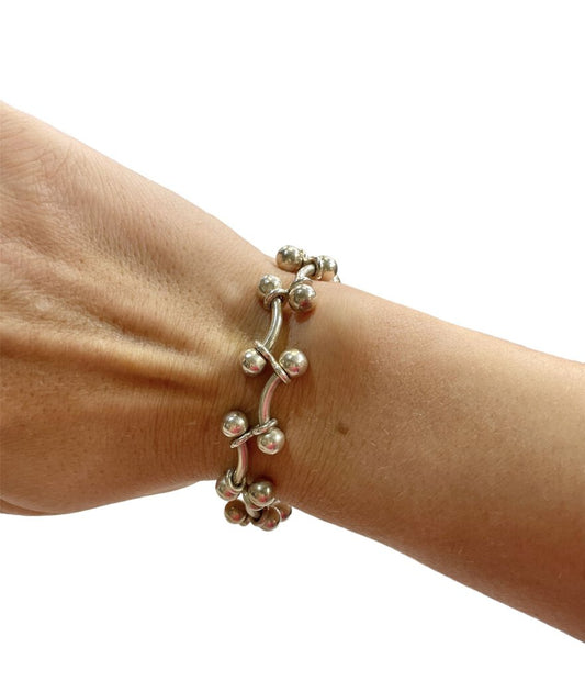 SS SILPADA INTERLOCKING CURVED BAR DNA TOGGLE BRACELET