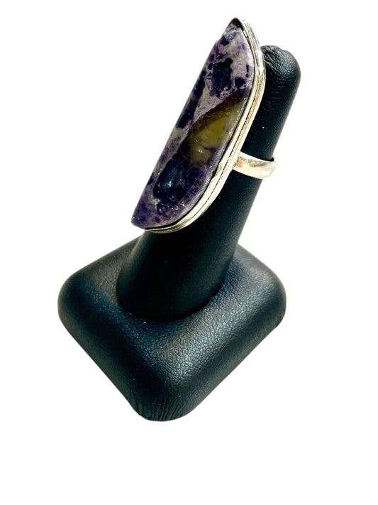 SS ALONGATED PURPLE FLUORITE BEZEL SET RING SZ 5.5