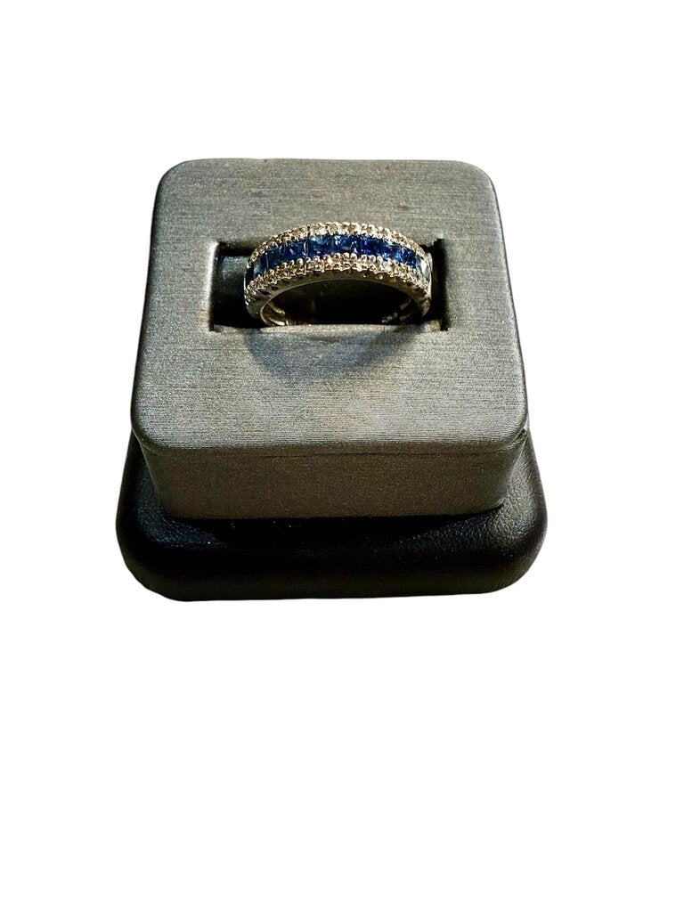 14KT WG 1 TW PC SAPPHIRE CTR W/ 1/10TW PAVE DIAMOND ACCENT RING SZ 7