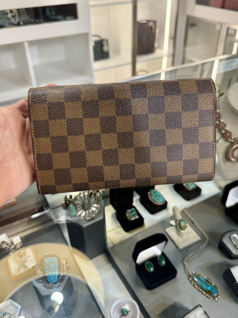 LV damier ebene sara wallet