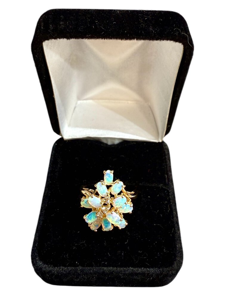 14KT YG LARGE OPAL CLUSTER RING SZ 9.5